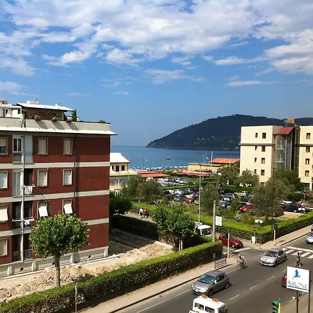 Apartamento Lovely Marinella Marinella di Sarzana